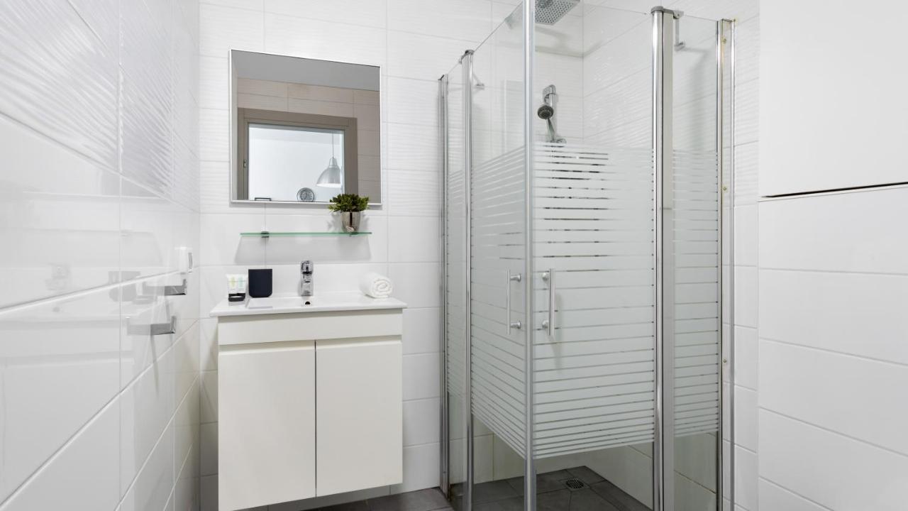 Stylish 1Br Flat For 4 Ppl In Allenby By Holyguest تل أبيب المظهر الخارجي الصورة